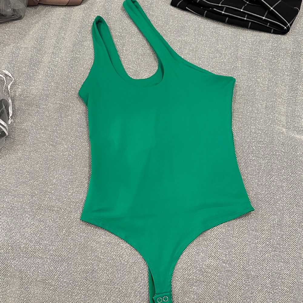 Green one shoulder tank top body suit